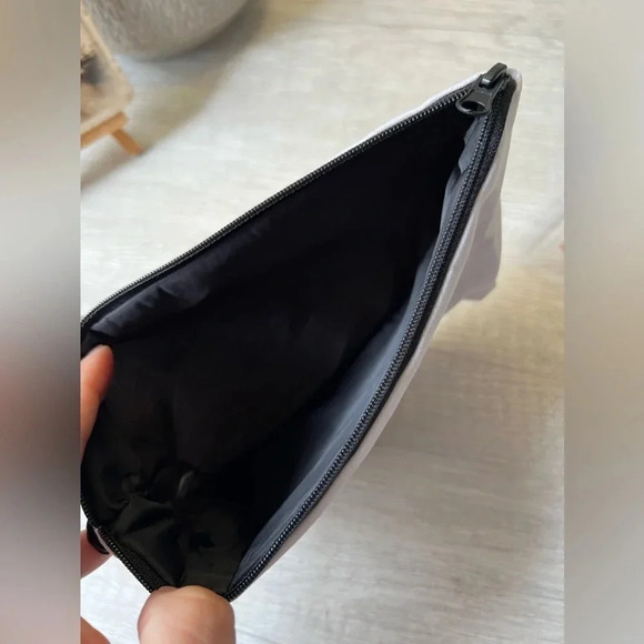 NWOT Evil eye cosmetic pouch with evil eye keychain and blue ponytail. - Picture 4 of 5